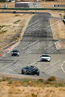 media/Oct-18-2025-Extreme Speed (Sat) [[d6d7e1fef1]]/Group 3 Purple/Session 3 (Turn 1)/